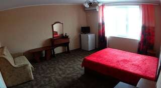 Гостиница Guest House Na Stamova 17 Коктебель Бюджетный двухместный номер с 1 кроватью-1